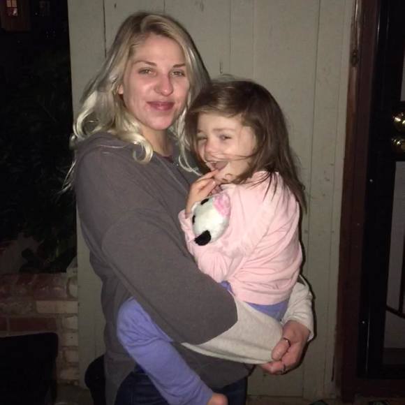 Meet your Posher, Ashley - Picture 1 of 1